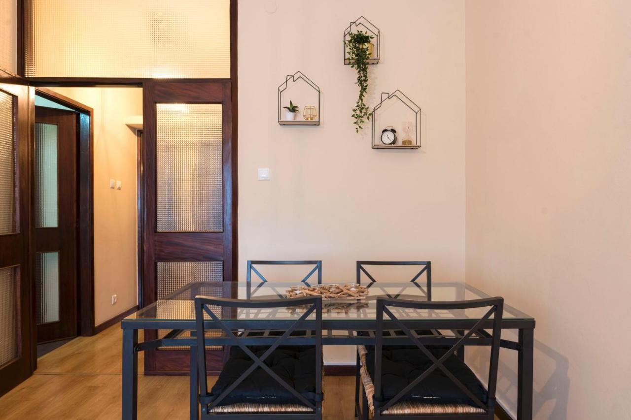 Lovelystay - Serralves Apartment With Free Parking Porto Kültér fotó
